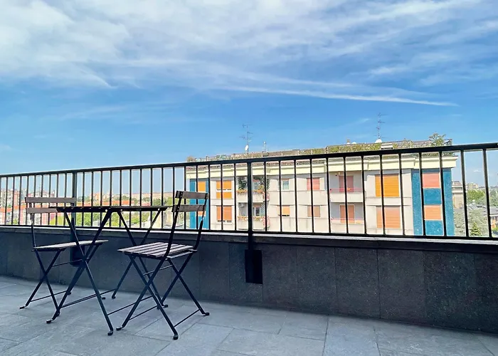 Bwr - Elegant Loft With Terrace, San Siro Apartment